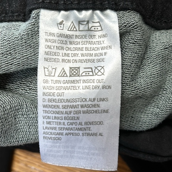 DreameJeanes by Quacker Factory (QVC Release) black pull on pants. Size Medium. - Picture 4 of 12